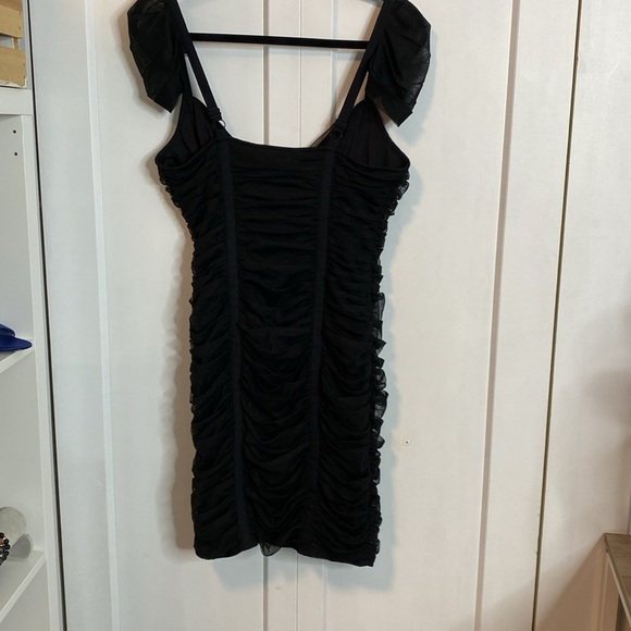 BCBG MazAzria | Black cap Sleeved Ruched Mini Cocktail Dress - Medium - Picture 6 of 8